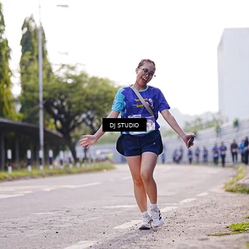 Runner Photo 8388023