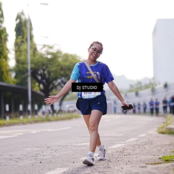 Runner Photo 8388026