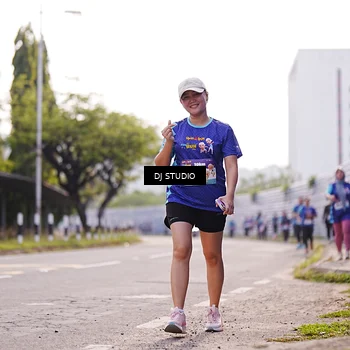 Runner Photo 8388071