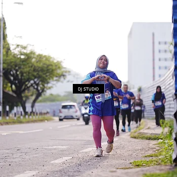 Runner Photo 8388077