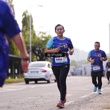 Runner Photo 8388087