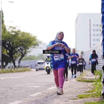 Runner Photo 8388092