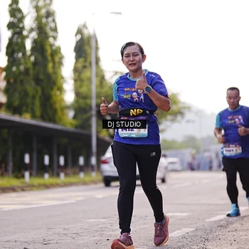 Runner Photo 8388098