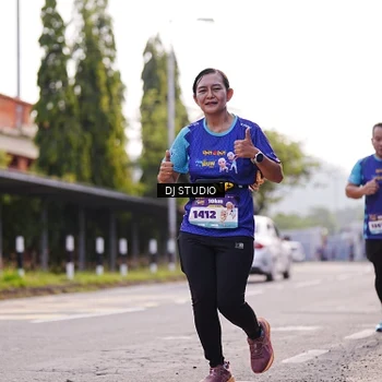 Runner Photo 8388101