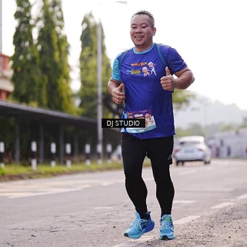 Runner Photo 8388110
