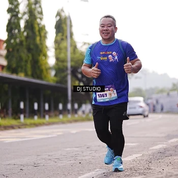 Runner Photo 8388112