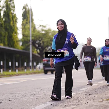 Runner Photo 8388119
