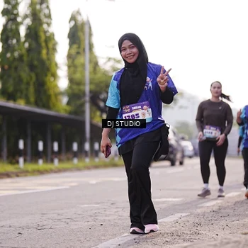 Runner Photo 8388130