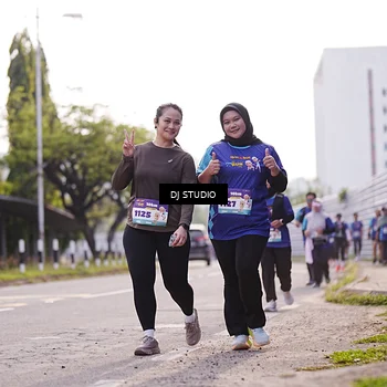 Runner Photo 8388144