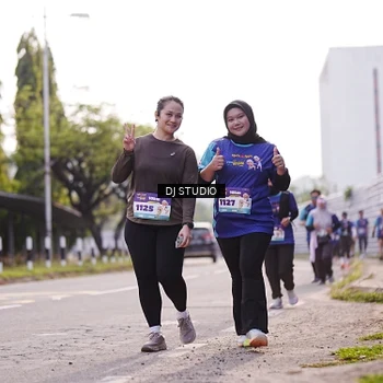 Runner Photo 8388149