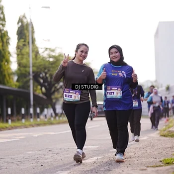 Runner Photo 8388151