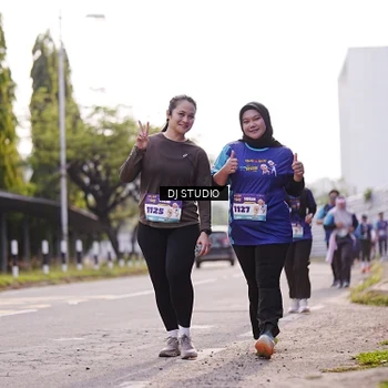 Runner Photo 8388154