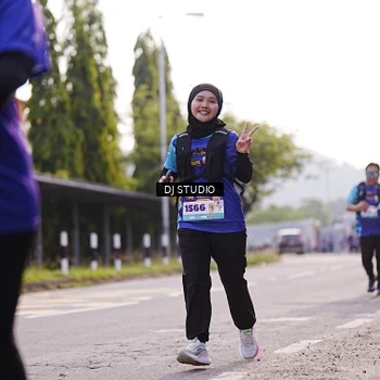 Runner Photo 8388157