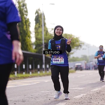 Runner Photo 8388159