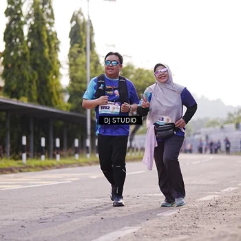 Runner Photo 8388177