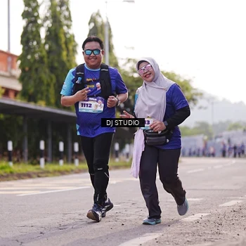 Runner Photo 8388192