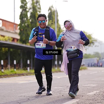 Runner Photo 8388193