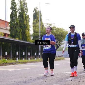 Runner Photo 8388200