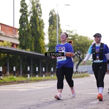 Runner Photo 8388205