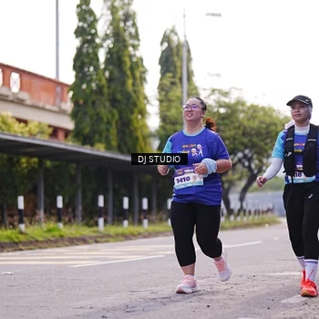 Runner Photo 8388208
