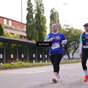 Runner Photo 8388211