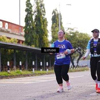 Runner Photo 8388212