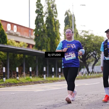 Runner Photo 8388213