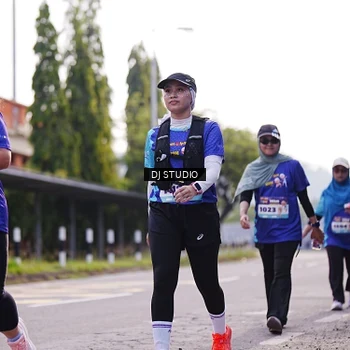 Runner Photo 8388232