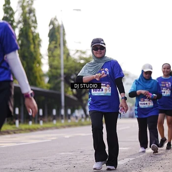 Runner Photo 8388234
