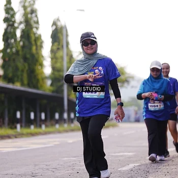 Runner Photo 8388247