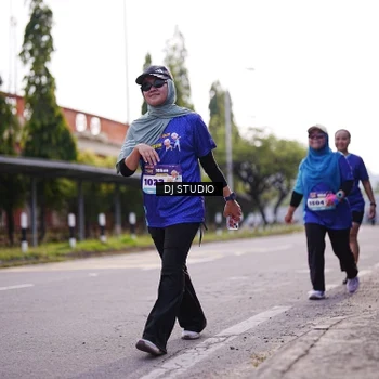 Runner Photo 8388256