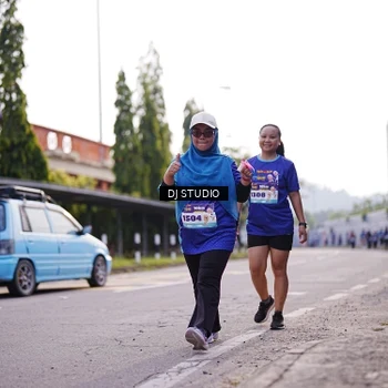 Runner Photo 8388265