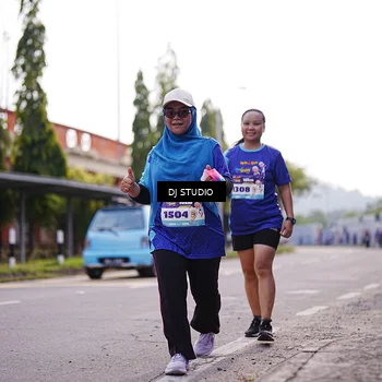 Runner Photo 8388285