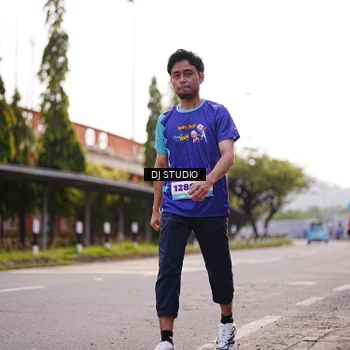 Runner Photo 8388299