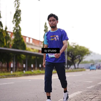 Runner Photo 8388303