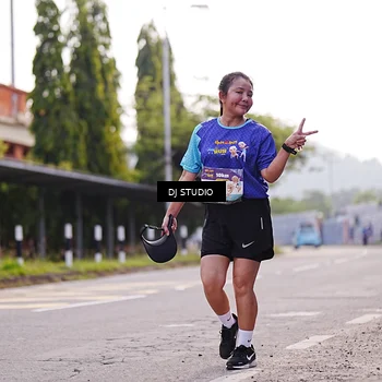 Runner Photo 8388325