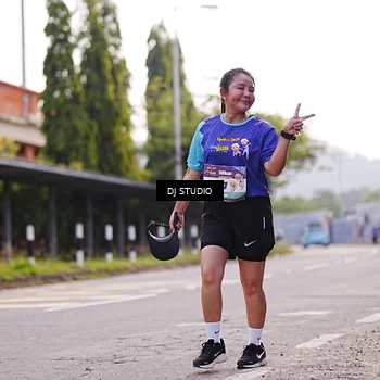 Runner Photo 8388331