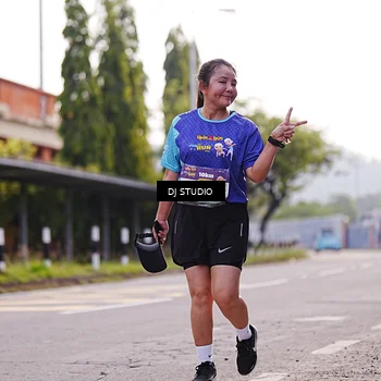 Runner Photo 8388339