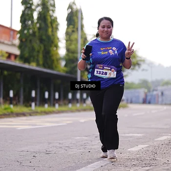 Runner Photo 8388343