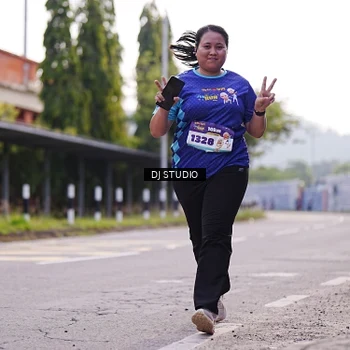 Runner Photo 8388351