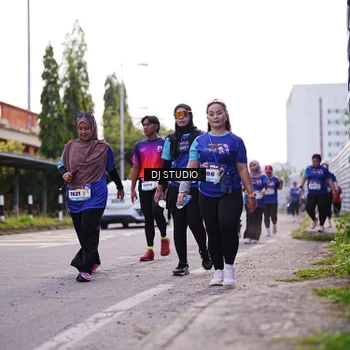 Runner Photo 8388371