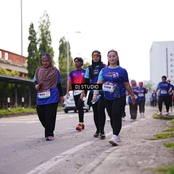 Runner Photo 8388374