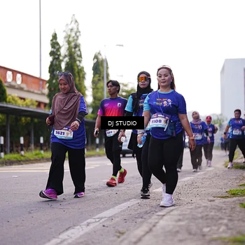 Runner Photo 8388378