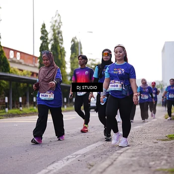 Runner Photo 8388381