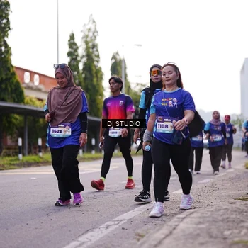 Runner Photo 8388385
