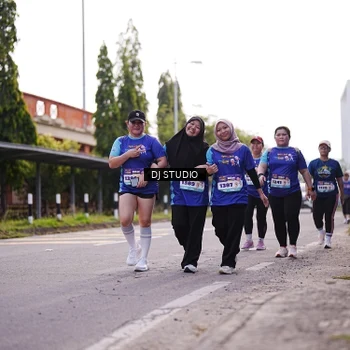 Runner Photo 8388392