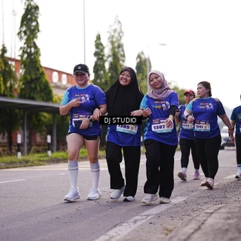 Runner Photo 8388410