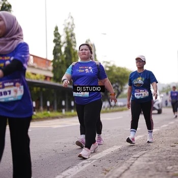 Runner Photo 8388413