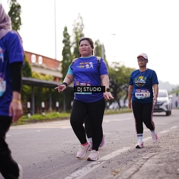 Runner Photo 8388419