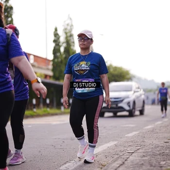 Runner Photo 8388425
